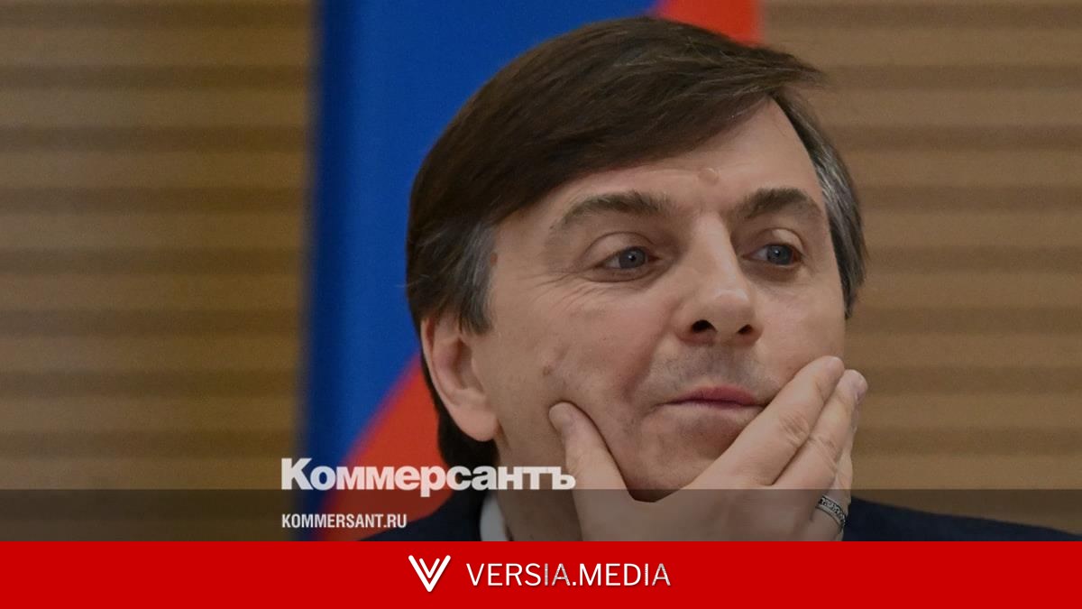 Кравцов анонсировал изменения в ЕГЭ по обществознанию через два года